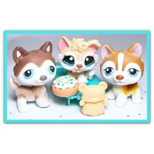Authentic Littlest Pet Shop LPS #68 #341 #1013 Husky Puppy Polar Dog Family Set